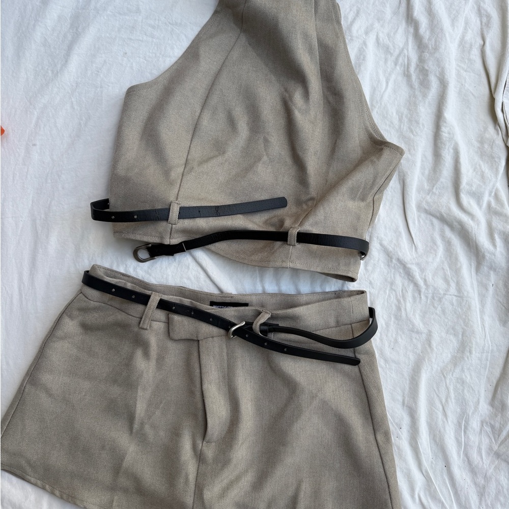 PrettyLittleThing Beige Skorts with Black Belt and Top